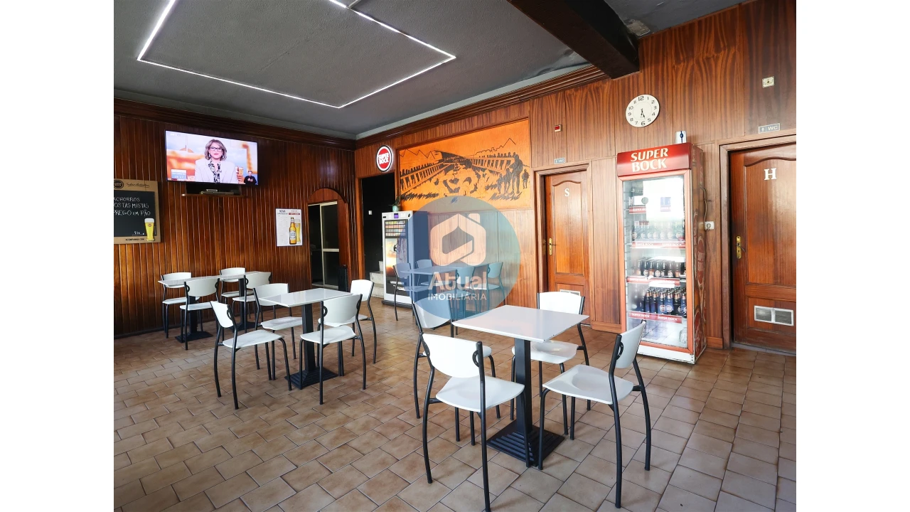 Negócio para Arrendamento em Caldas de Vizela (São Miguel e São João) Foto 7