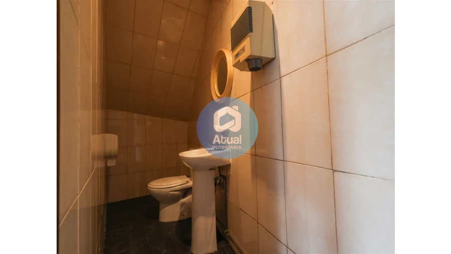 Negócio para Arrendamento em Caldas de Vizela (São Miguel e São João) Foto 8