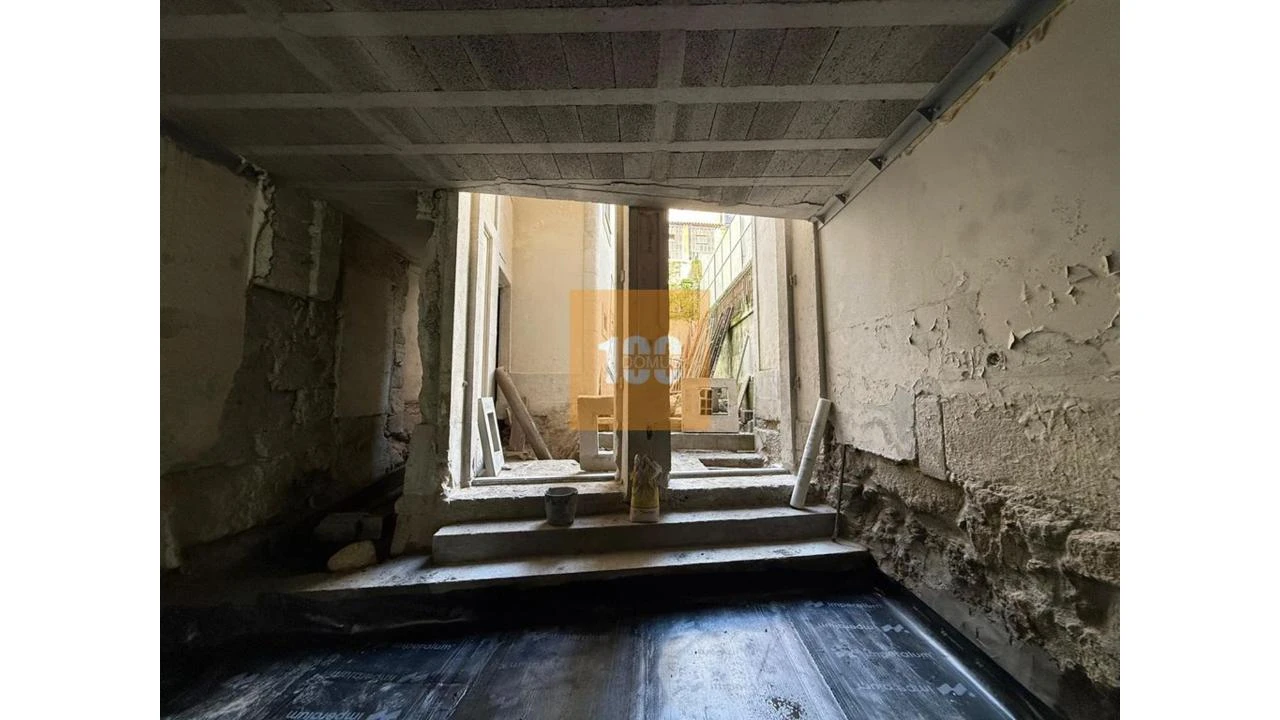 Negócio para Arrendamento em Cedofeita, Santo Ildefonso, Sé, Miragaia, São Nicolau e Vitória Foto 10