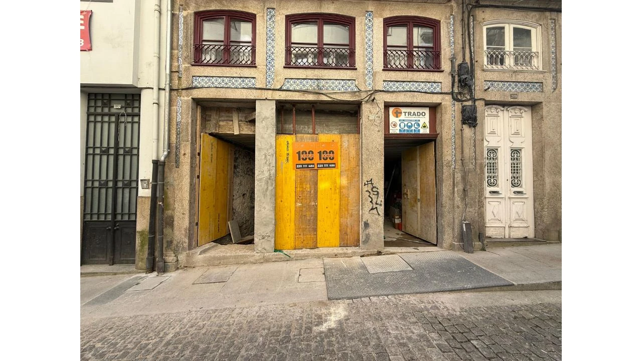 Negócio para Arrendamento em Cedofeita, Santo Ildefonso, Sé, Miragaia, São Nicolau e Vitória Foto 1