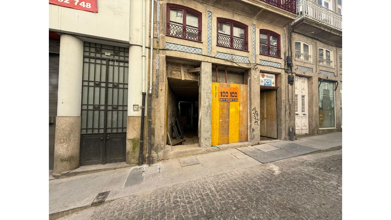 Negócio para Arrendamento em Cedofeita, Santo Ildefonso, Sé, Miragaia, São Nicolau e Vitória Foto 2