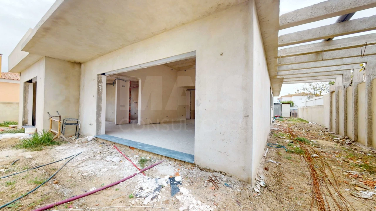 Moradia T5 para Venda em Azeitão (São Lourenço e São Simão) Foto 10