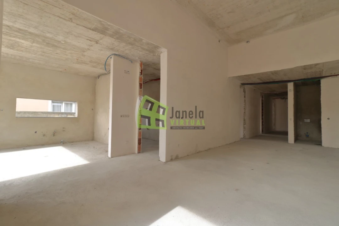 Moradia T5 para Venda em Azeitão (São Lourenço e São Simão) Foto 11