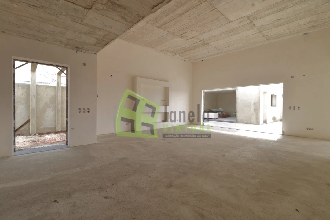 Moradia T5 para Venda em Azeitão (São Lourenço e São Simão) Foto 2