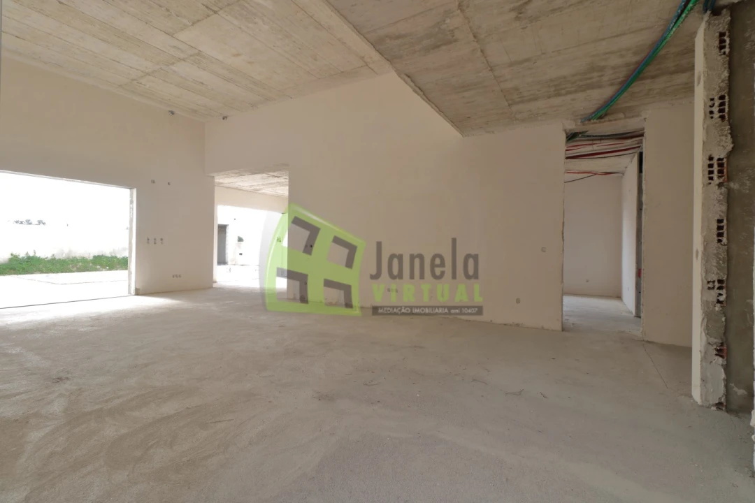 Moradia T5 para Venda em Azeitão (São Lourenço e São Simão) Foto 3
