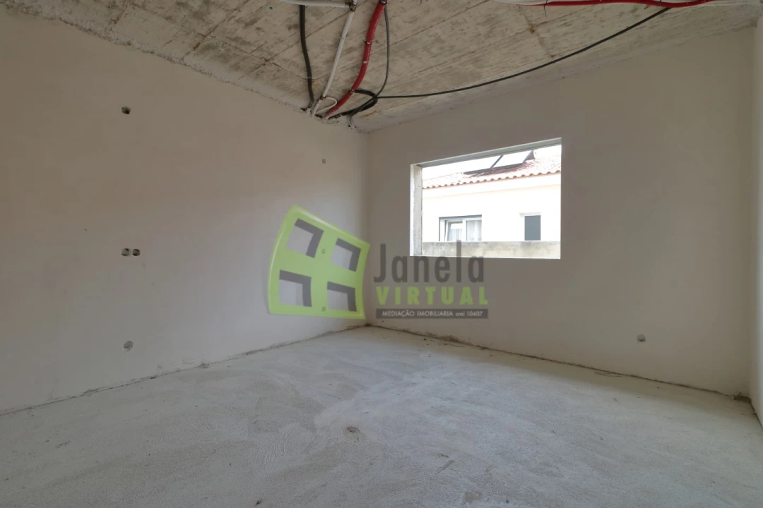 Moradia T5 para Venda em Azeitão (São Lourenço e São Simão) Foto 12