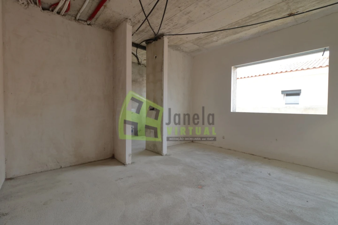 Moradia T5 para Venda em Azeitão (São Lourenço e São Simão) Foto 16