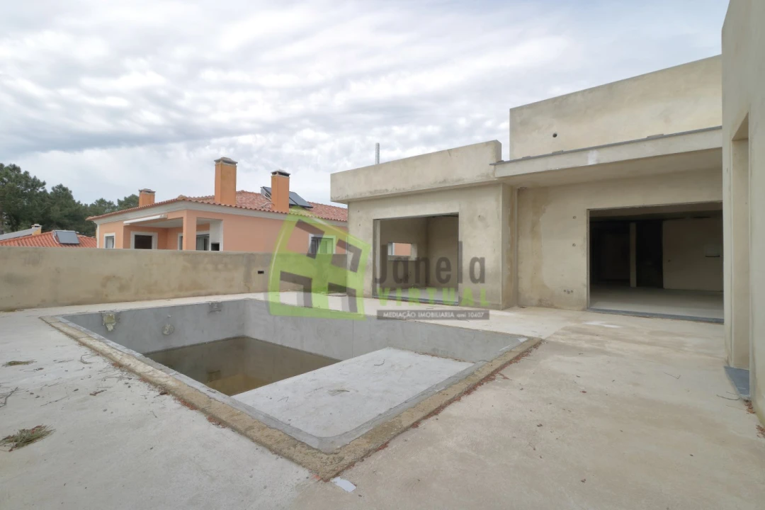 Moradia T5 para Venda em Azeitão (São Lourenço e São Simão) Foto 26