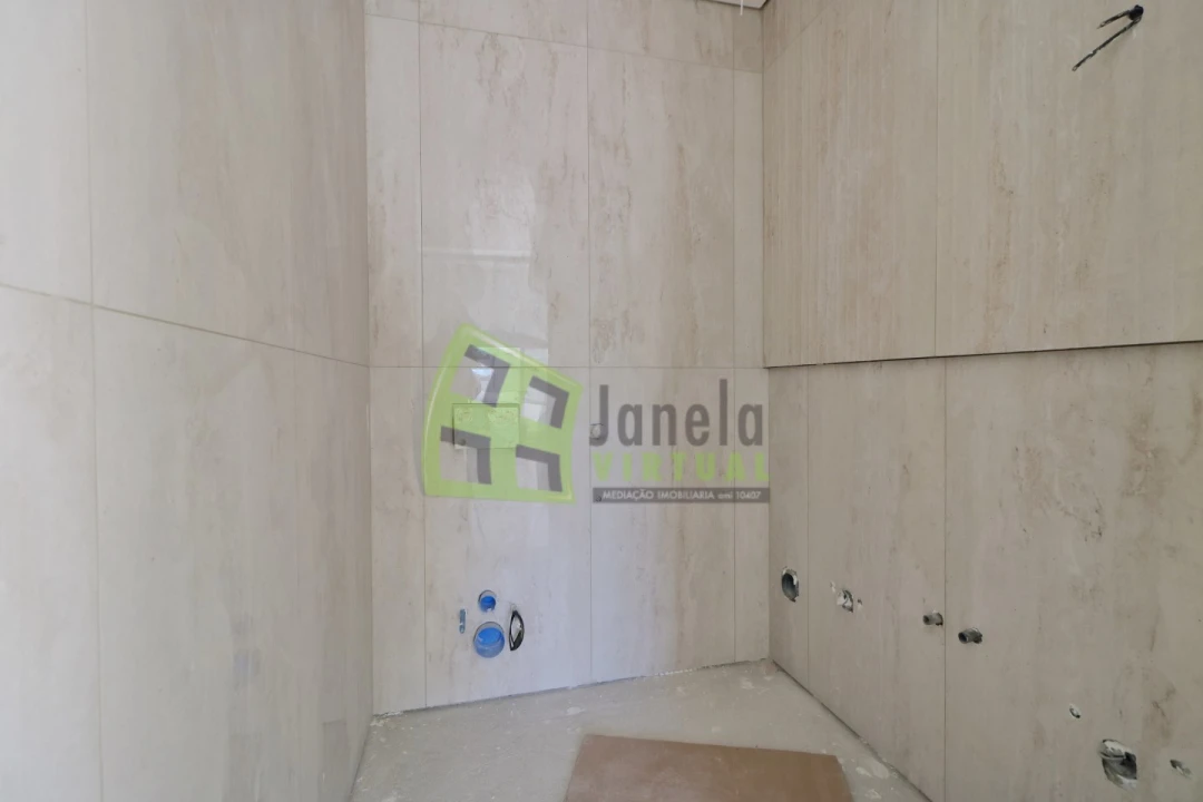 Moradia T5 para Venda em Azeitão (São Lourenço e São Simão) Foto 17