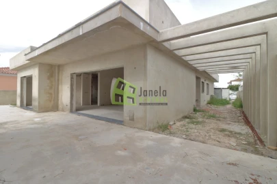 Moradia T5 para Venda em Azeitão (São Lourenço e São Simão)