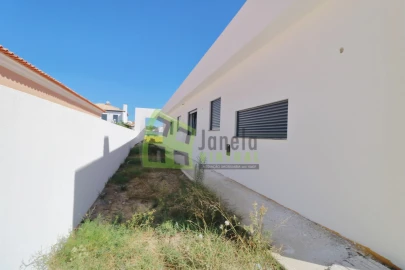 Moradia T5 para Venda em Azeitão (São Lourenço e São Simão)