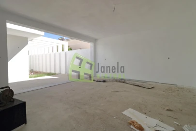 Moradia T5 para Venda em Azeitão (São Lourenço e São Simão)