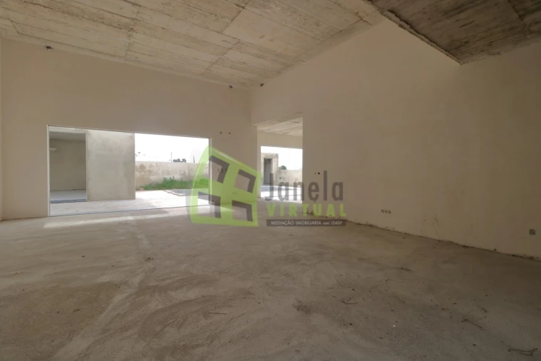 Moradia T5 para Venda em Azeitão (São Lourenço e São Simão) Foto 4