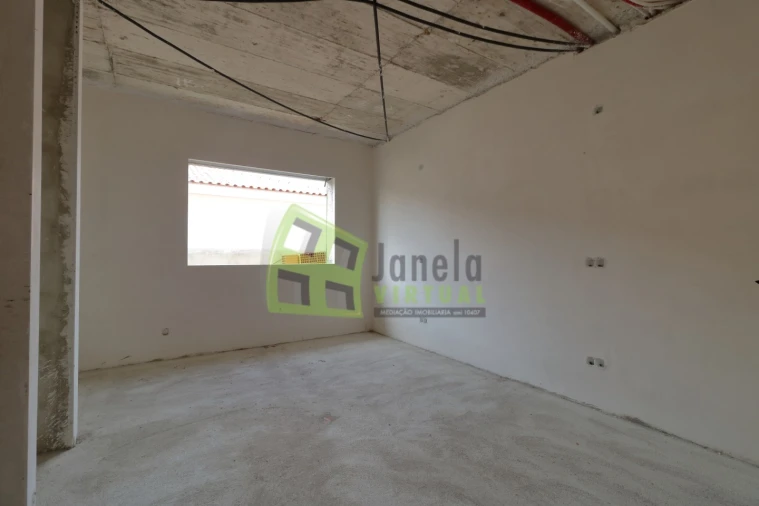 Moradia T5 para Venda em Azeitão (São Lourenço e São Simão) Foto 15