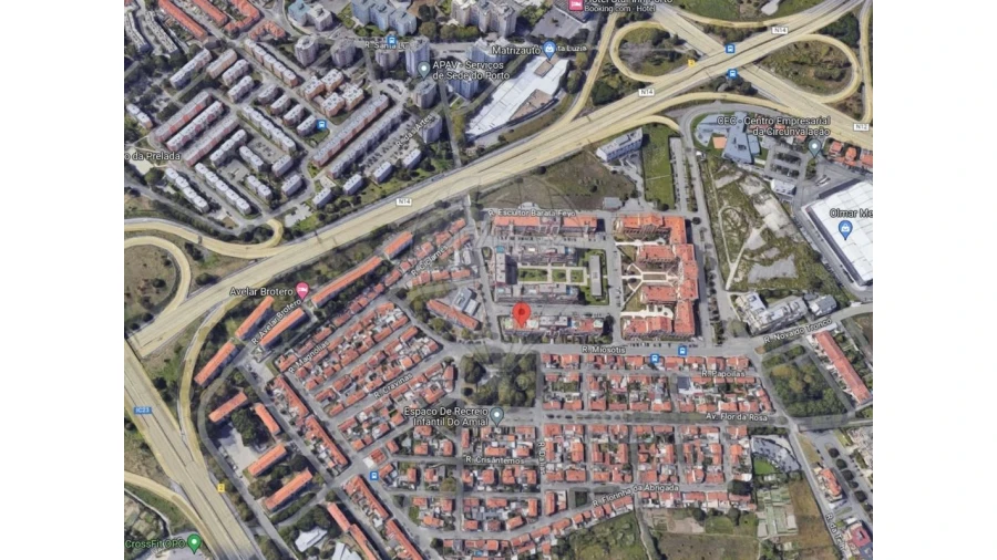 Apartamento T5 para Venda em Paranhos Foto 4