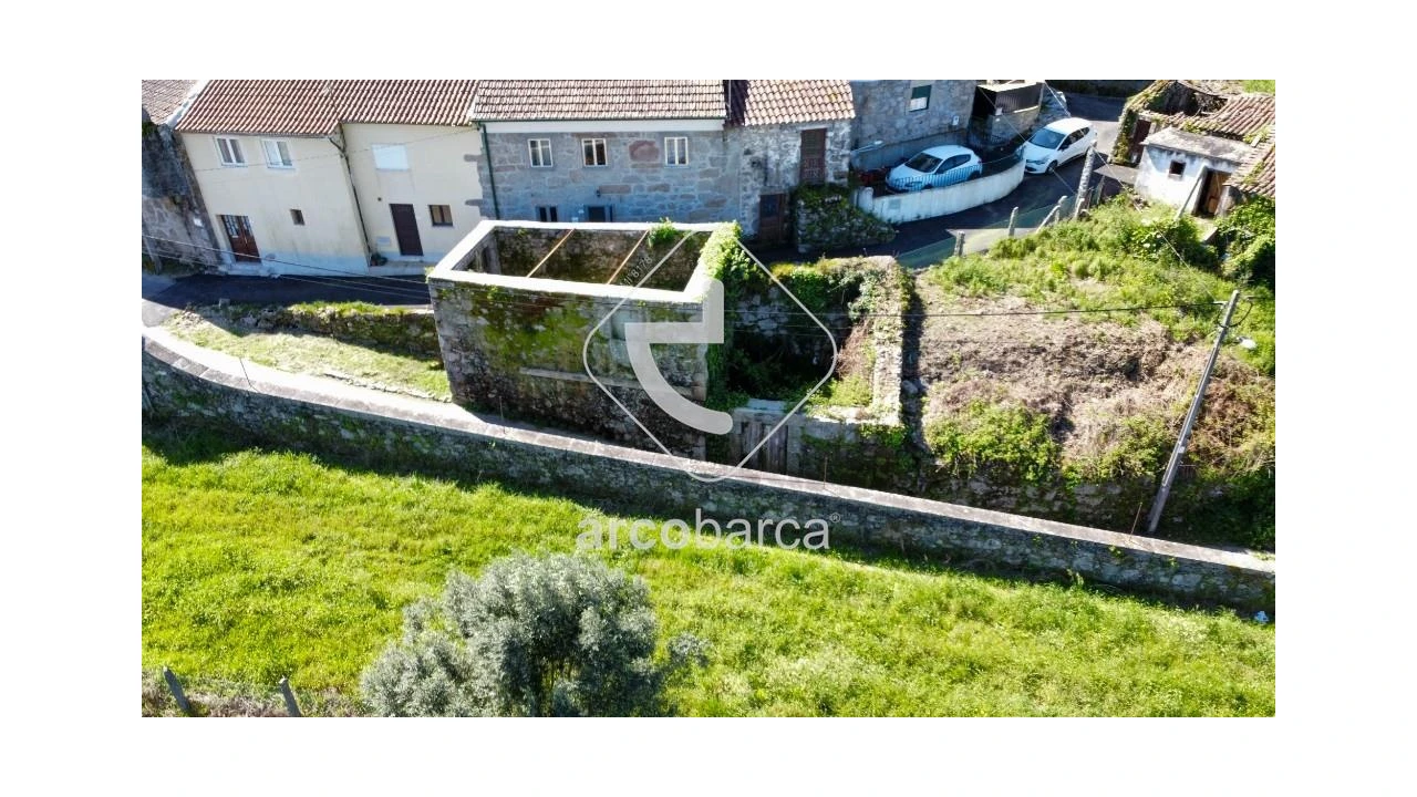 Moradia T1 para Venda em Gondufe Foto 12