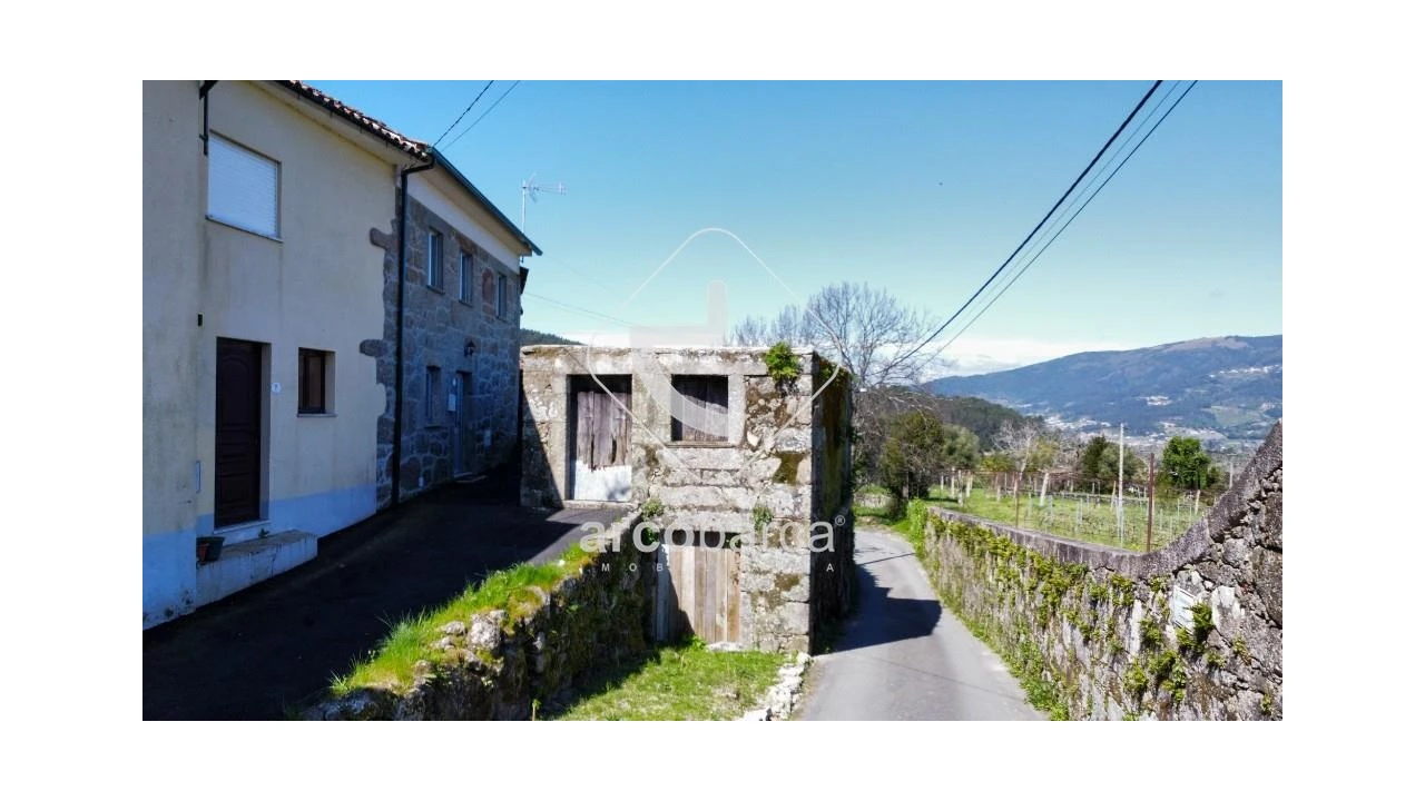 Moradia T1 para Venda em Gondufe Foto 7