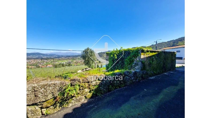 Moradia T1 para Venda em Gondufe Foto 4