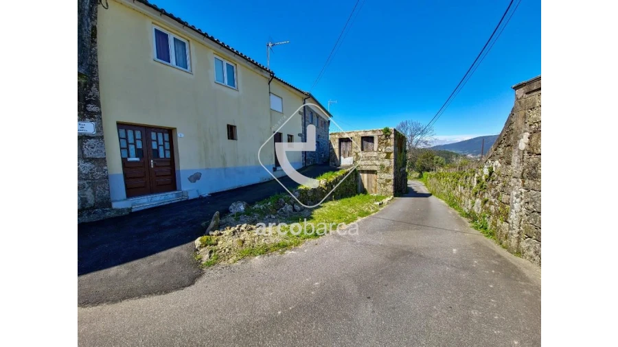 Moradia T1 para Venda em Gondufe Foto 2