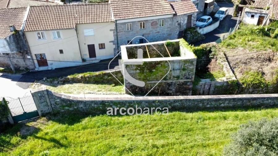 Moradia T1 para Venda em Gondufe Foto 11