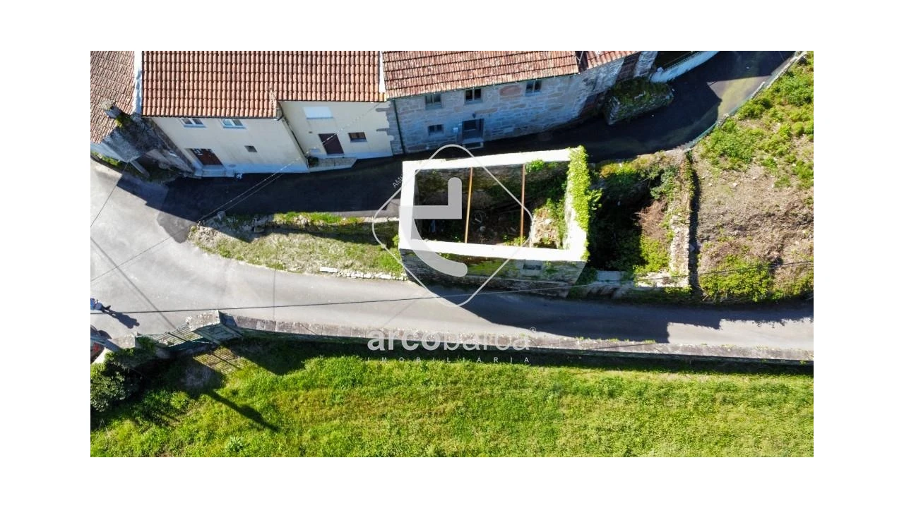 Moradia T1 para Venda em Gondufe Foto 9