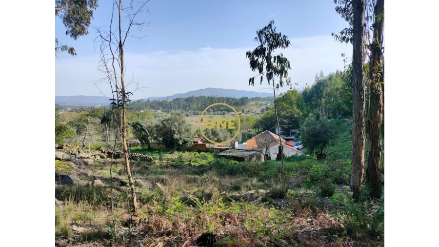 Terreno para Venda em Estorãos Foto 2