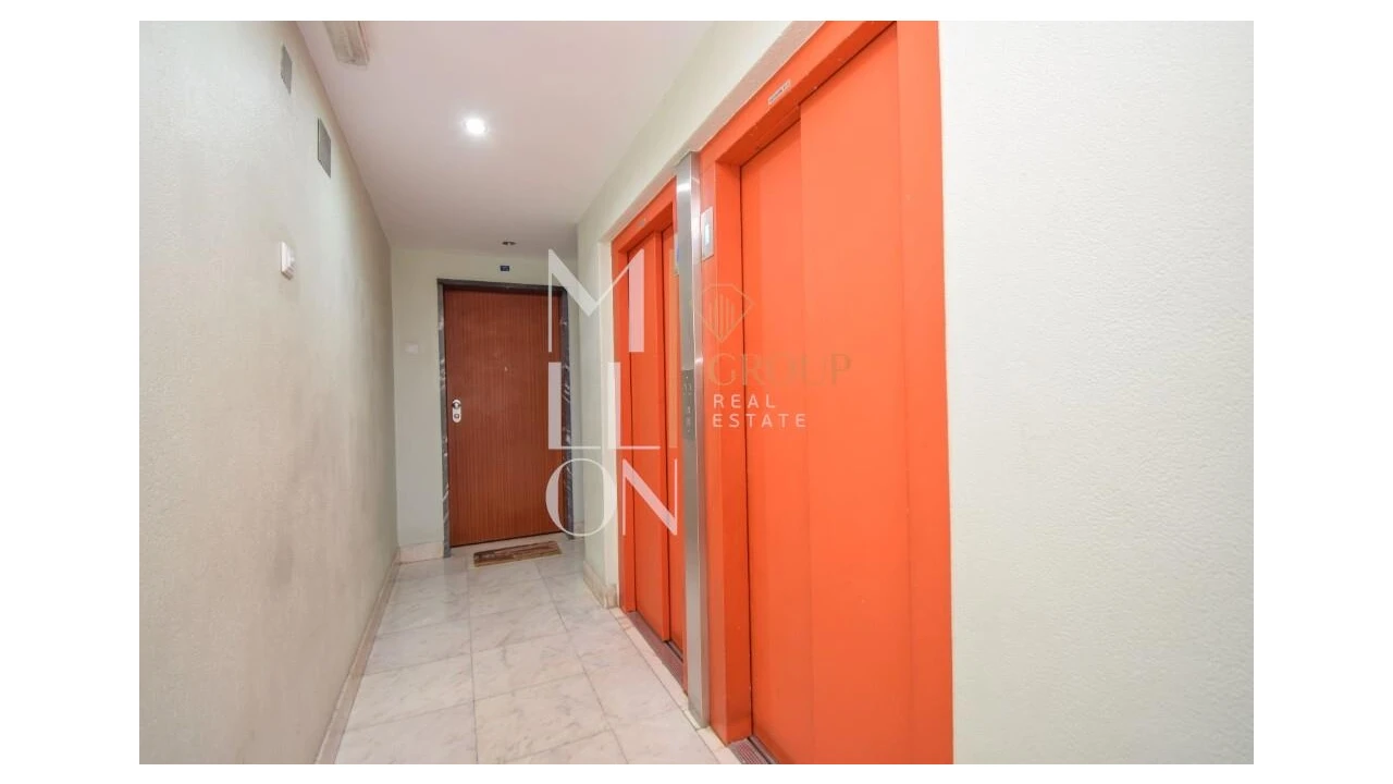 Apartamento T5 para Venda em São Domingos de Benfica Foto 28