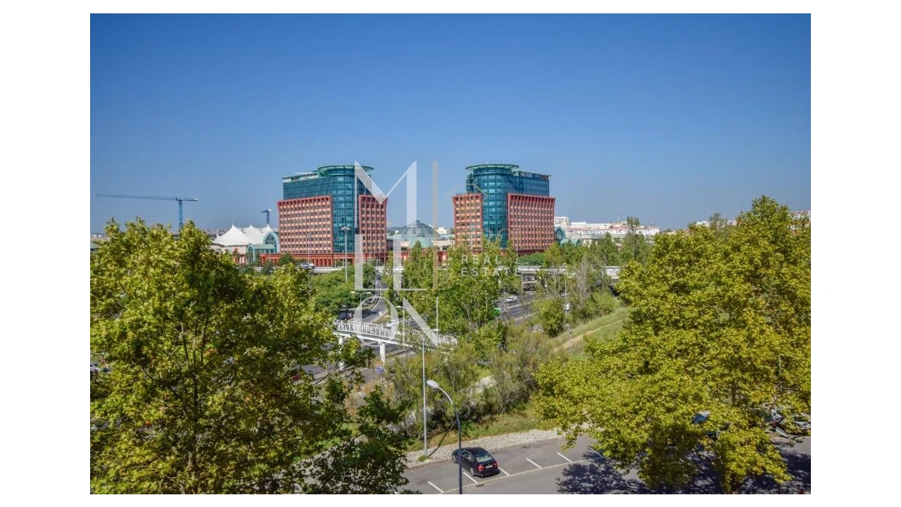 Apartamento T5 para Venda em São Domingos de Benfica Foto 34