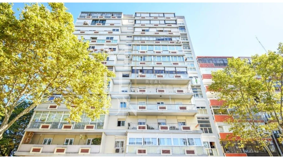 Apartamento T5 para Venda em São Domingos de Benfica Foto 31