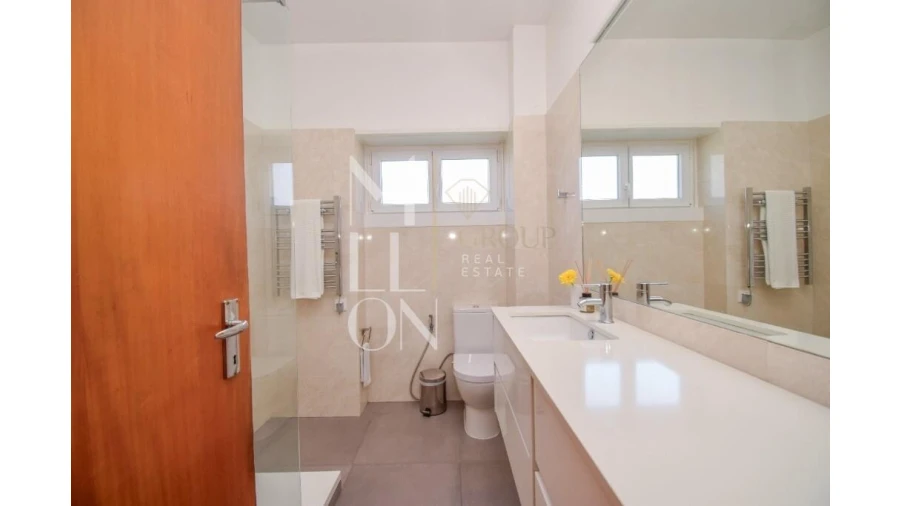 Apartamento T5 para Venda em São Domingos de Benfica Foto 10