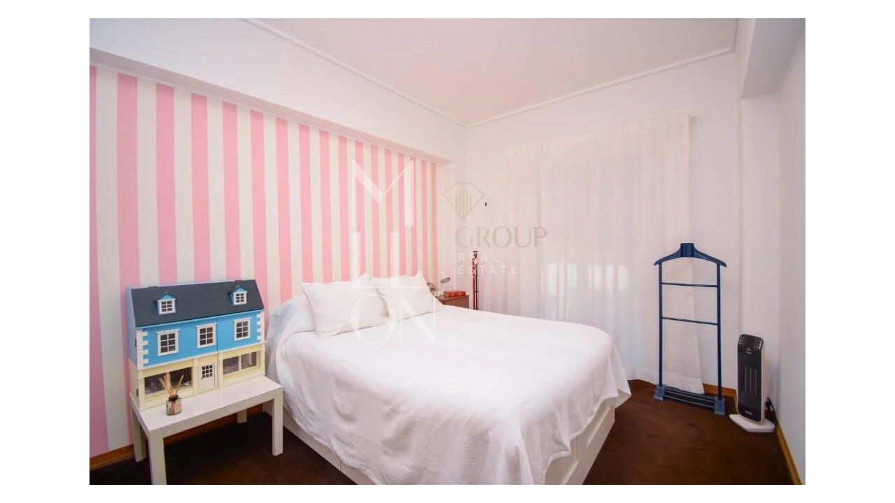 Apartamento T5 para Venda em São Domingos de Benfica Foto 8