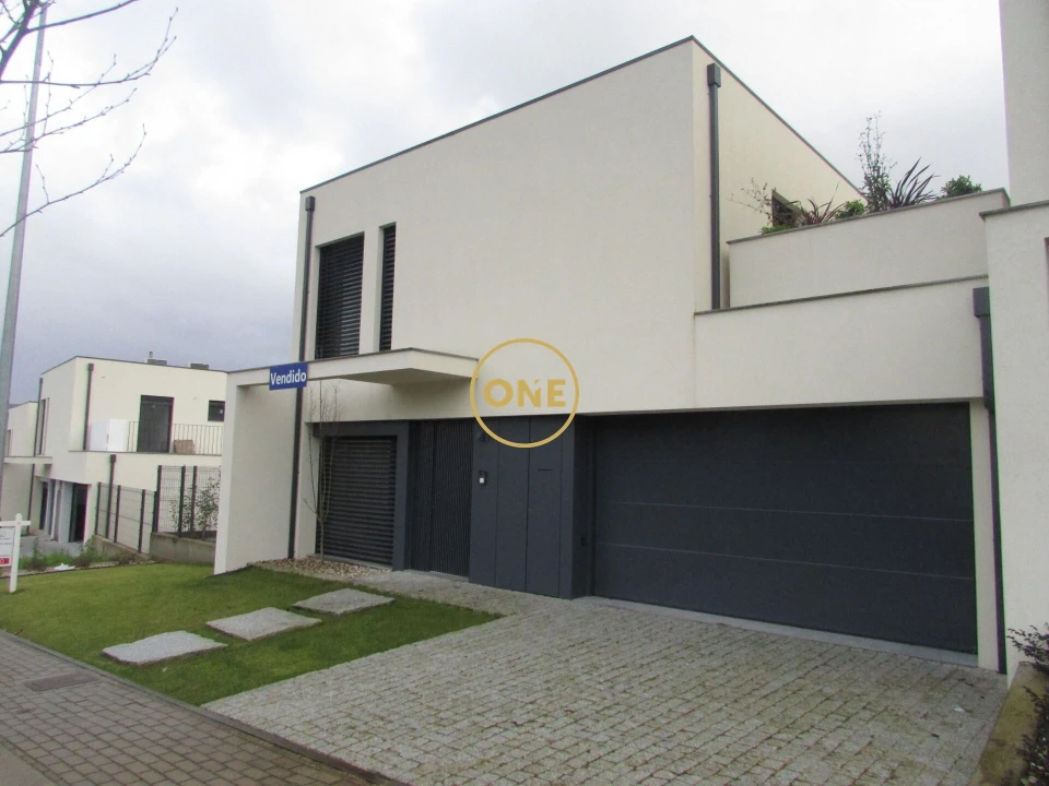 Moradia T3 para Venda em Palmeira Foto 67