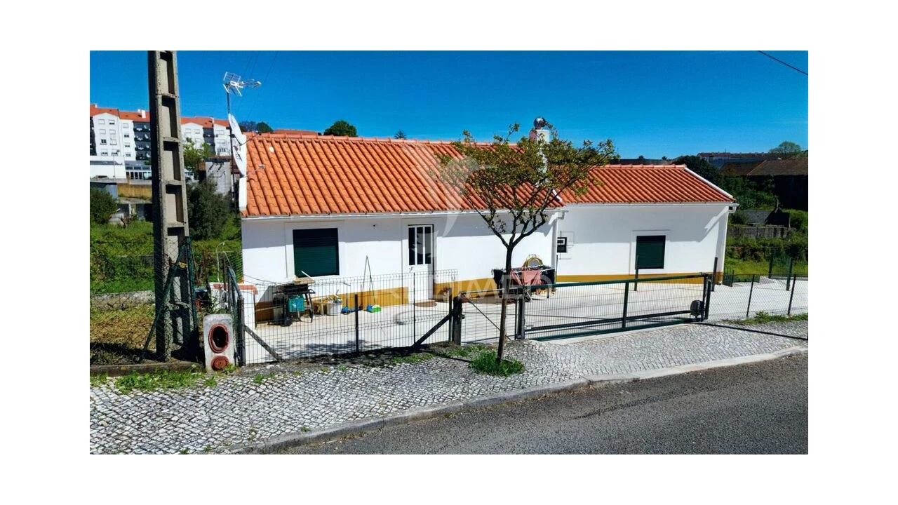 Moradia T5 para Venda em Alcanena e Vila Moreira Foto 13