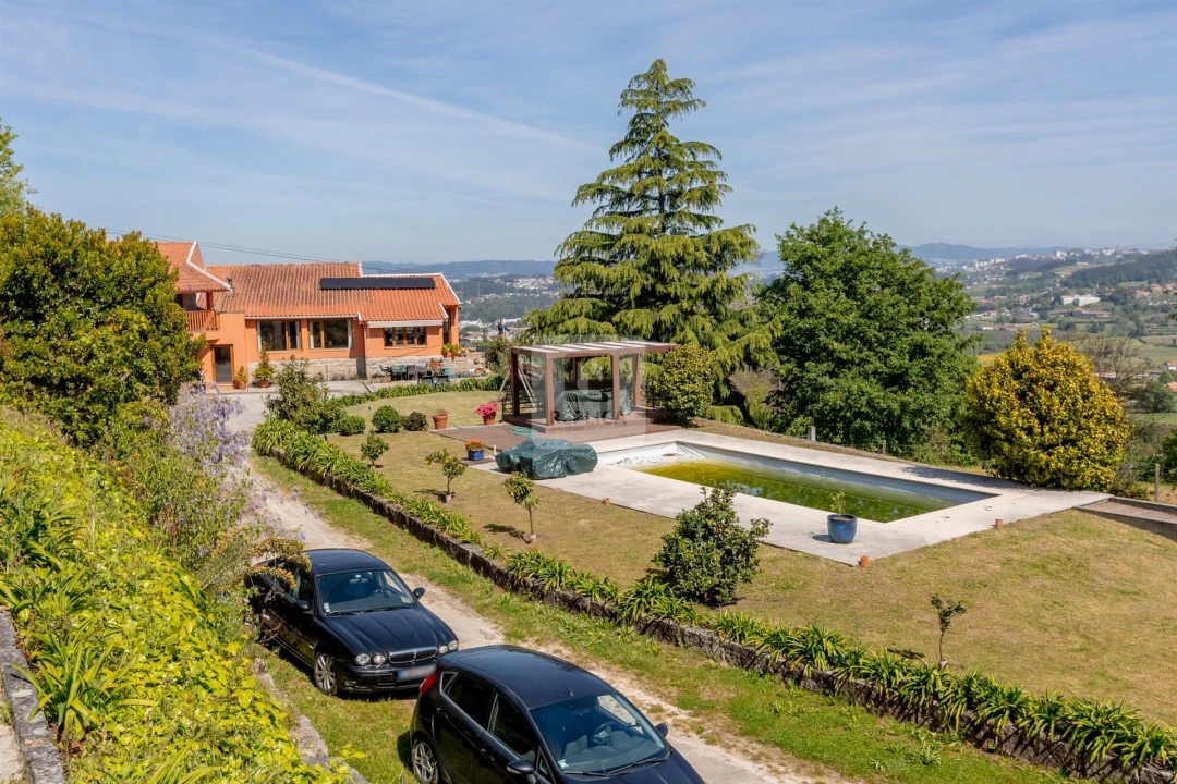 Moradia T4 para Venda em Galegos Foto 68