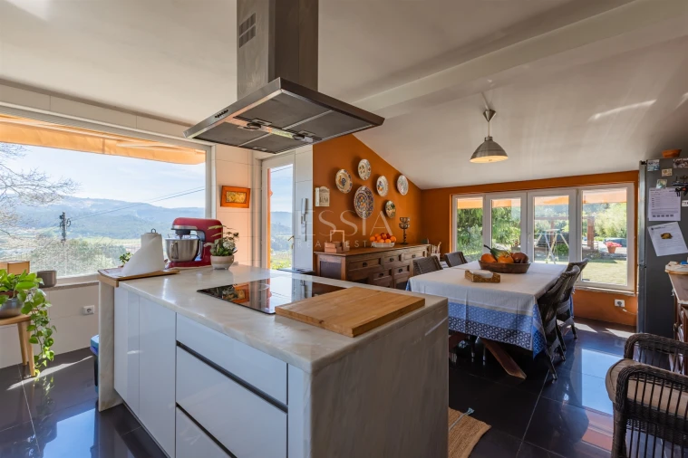 Moradia T4 para Venda em Galegos Foto 3