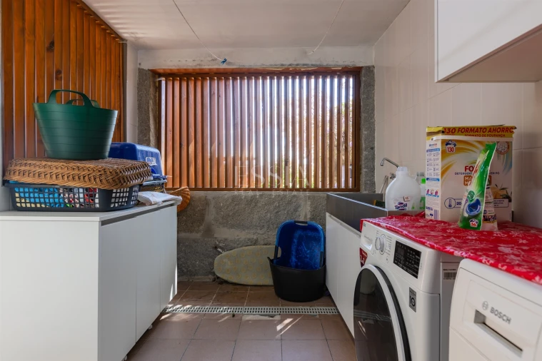 Moradia T4 para Venda em Galegos Foto 56