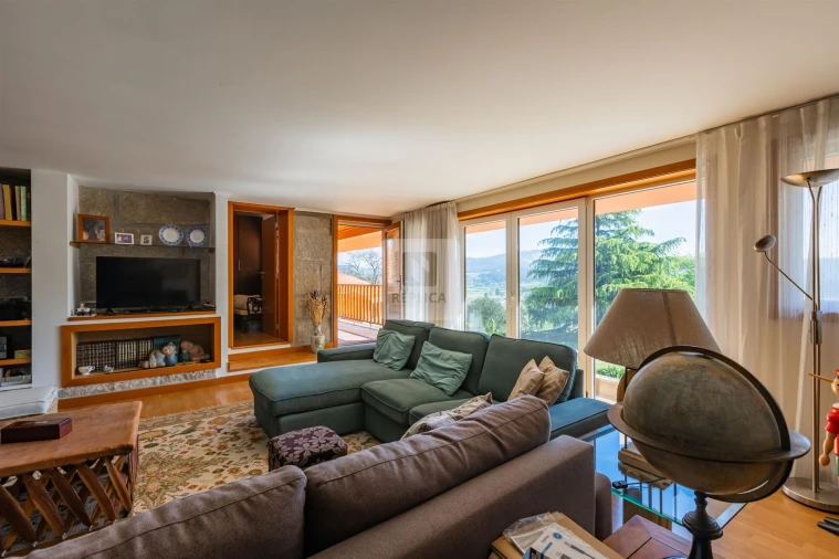 Moradia T4 para Venda em Galegos Foto 49