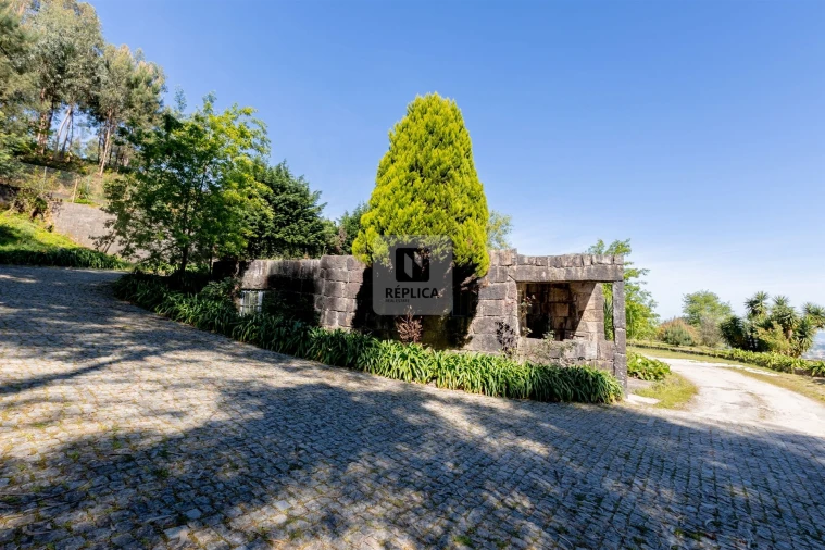 Moradia T4 para Venda em Galegos Foto 10