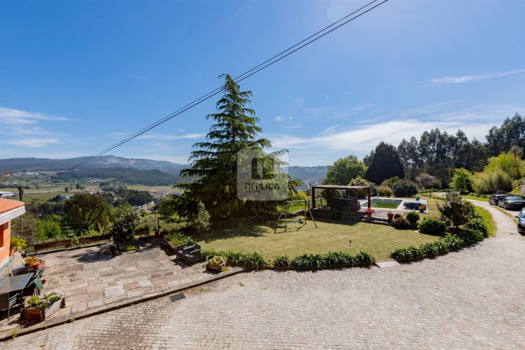 Moradia T4 para Venda em Galegos Foto 52