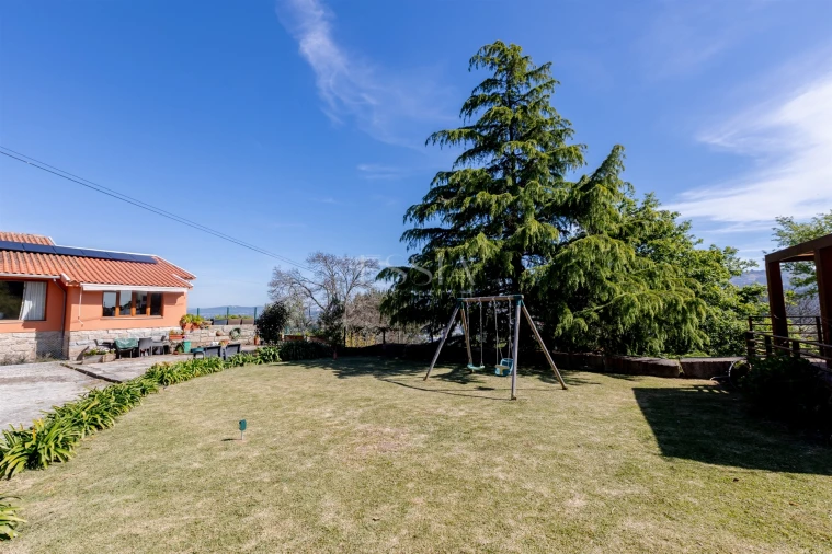 Moradia T4 para Venda em Galegos Foto 25