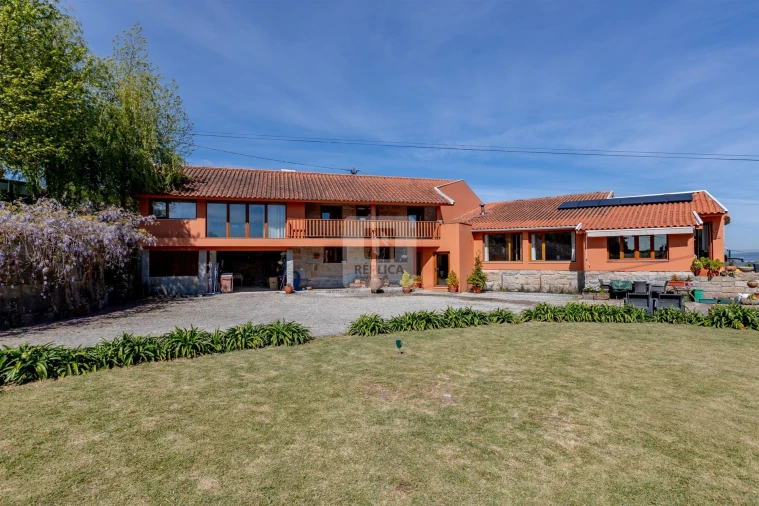 Moradia T4 para Venda em Galegos Foto 2