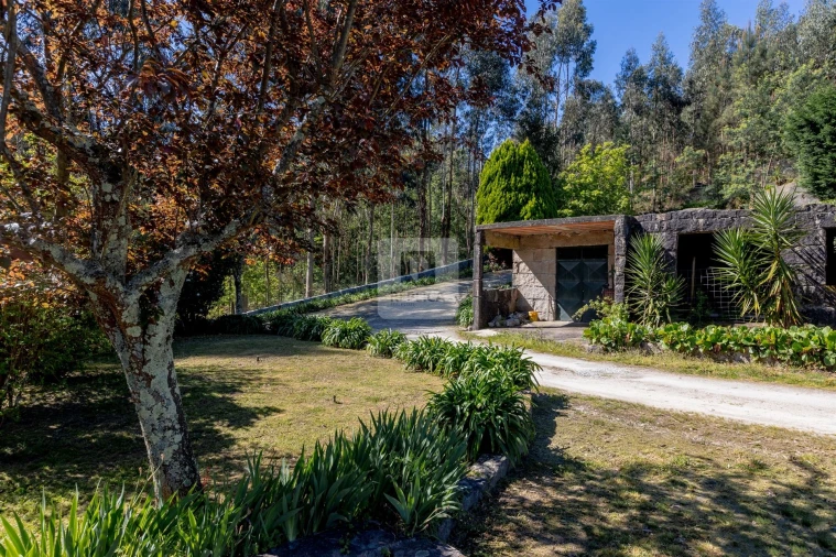 Moradia T4 para Venda em Galegos Foto 8