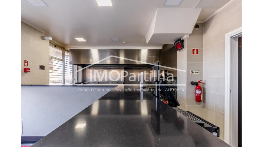 Negócio para Venda em Algueirão-Mem Martins Foto 2