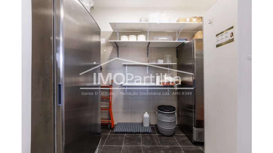 Negócio para Venda em Algueirão-Mem Martins Foto 10