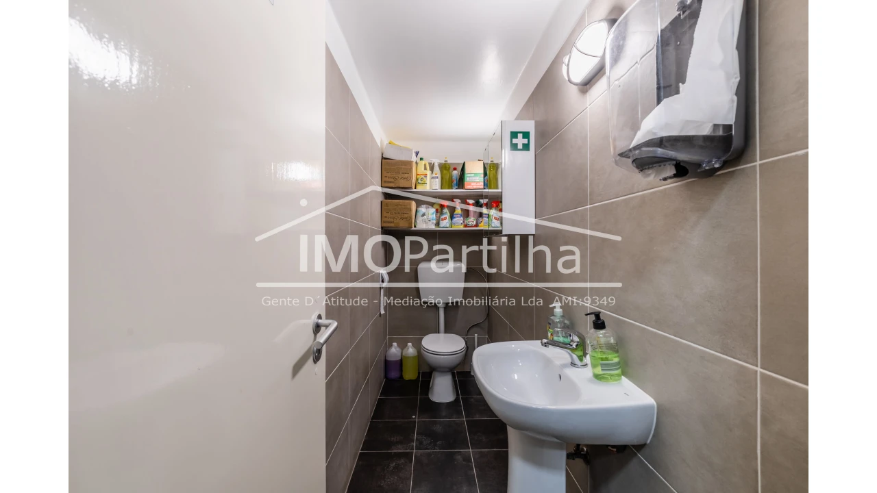 Negócio para Venda em Algueirão-Mem Martins Foto 12