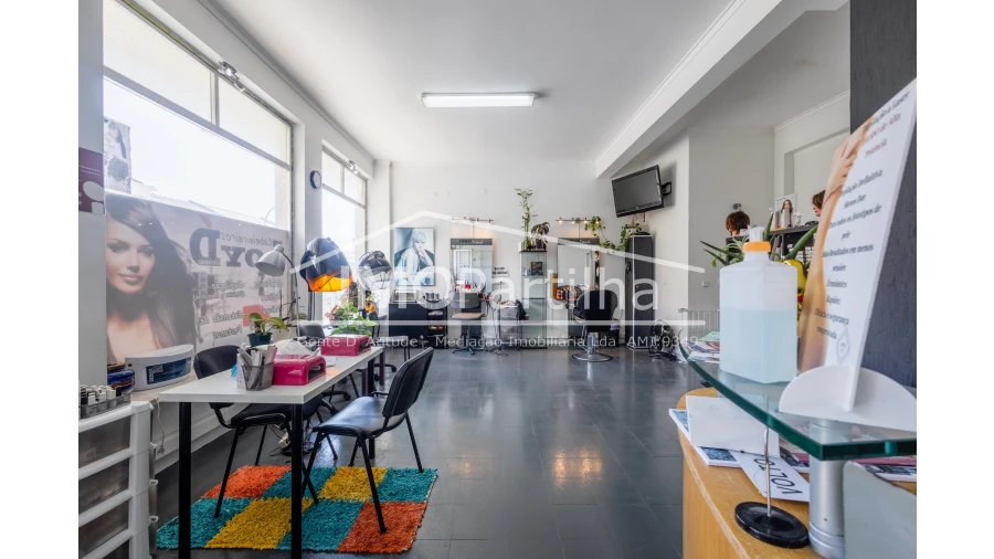 Loja para Venda em Cacém e São Marcos Foto 2