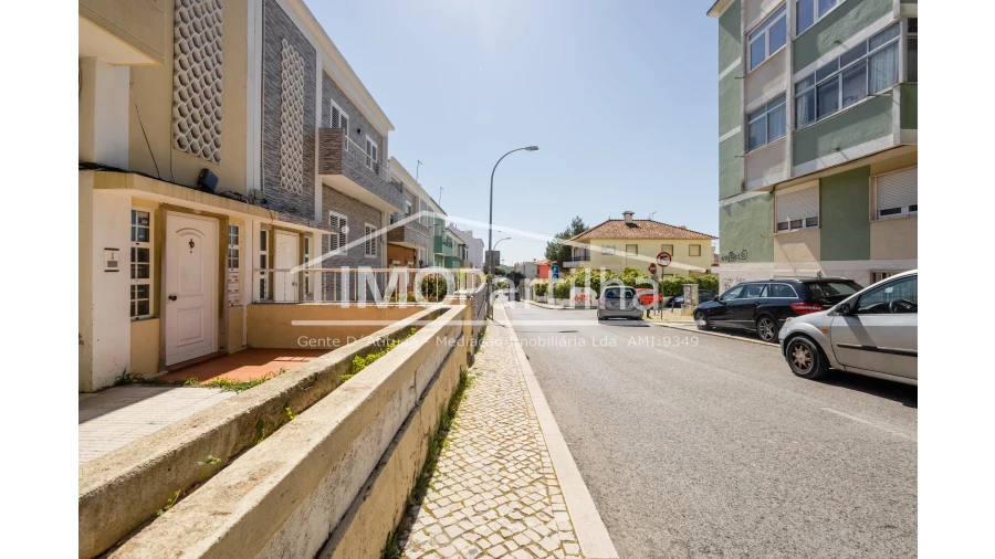 Loja para Venda em Cacém e São Marcos Foto 13