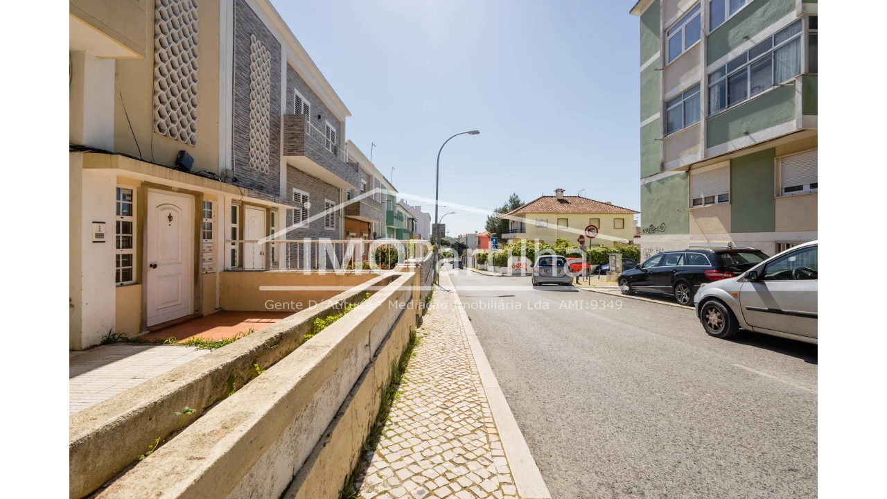 Loja para Venda em Cacém e São Marcos Foto 13