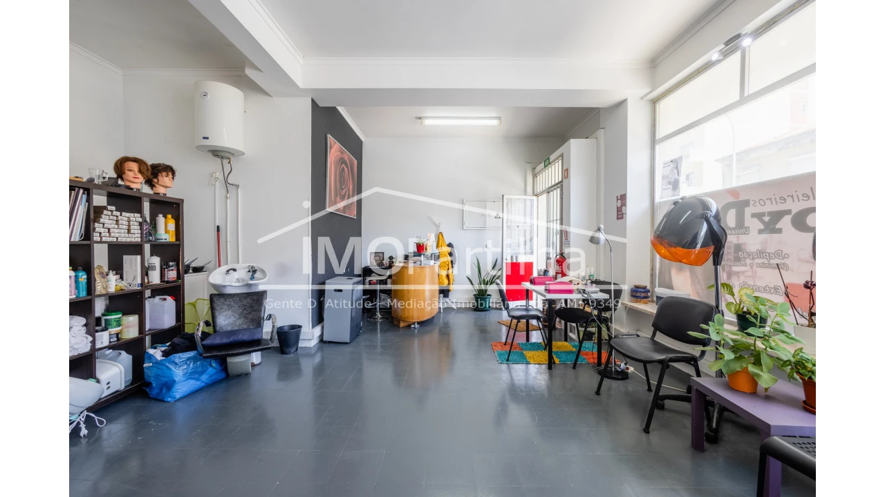 Loja para Venda em Cacém e São Marcos Foto 3