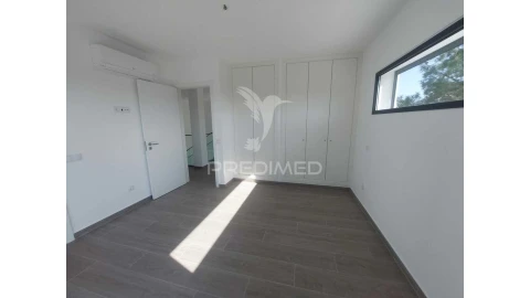 Moradia T4 para Venda em Aljezur